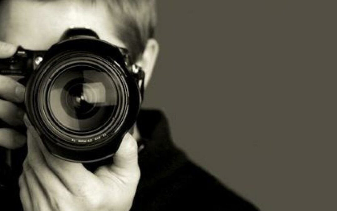 Bonus Cultura: da 700 a 1.000 euro a fondo perduto per fotografi, guide turistiche, traduttori e operatori culturali.