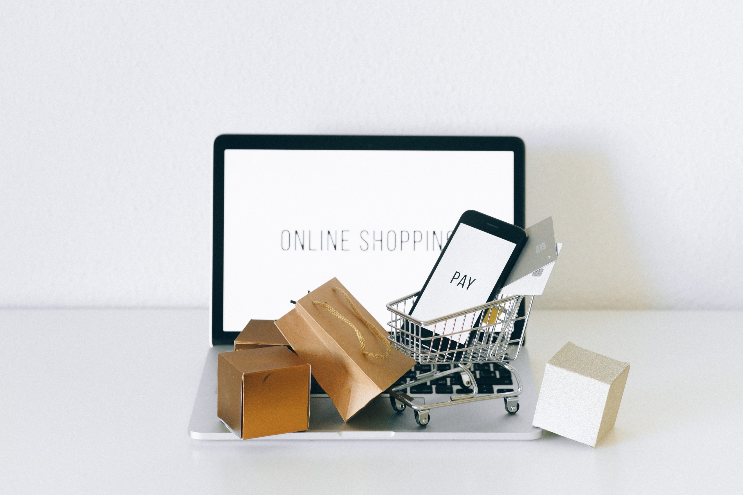 E-commerce, fattura o scontrino E-commerce, fattura o scontrino